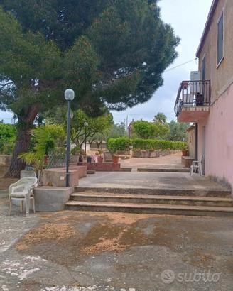 villa via collegiata
