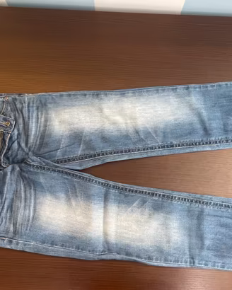 pantaloni di jeans
