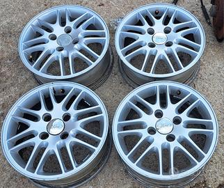 Cerchi in lega Ford R15 - R 15
