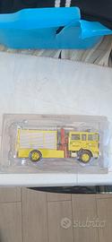 Camion pompieri 1/43