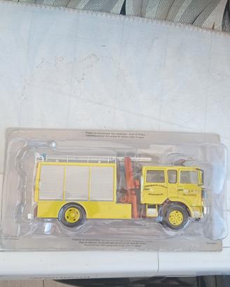 Camion pompieri 1/43