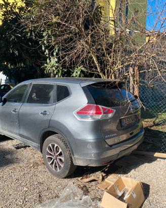 pezzi di ricambio  Nissan X-Trail 2015 1.6 dCi | S