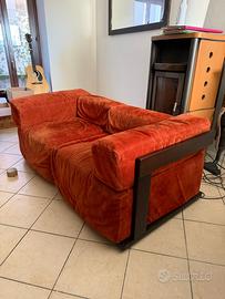 Divano di Design Modernariato in camoscio anni 70