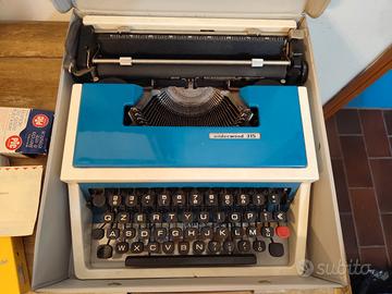 Macchina da scrivere Underwood 315