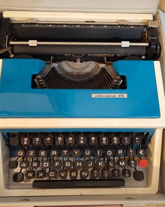 Macchina da scrivere Underwood 315