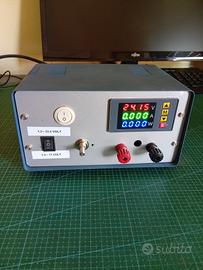 Alimentatore regolabile 