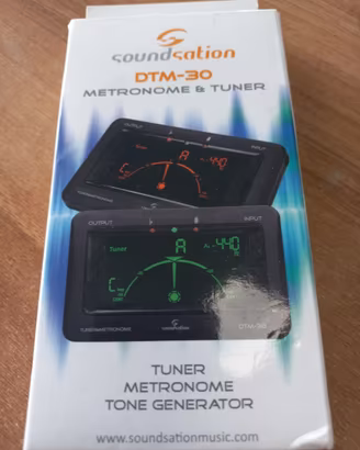 Metronomo  ed accordatore per chitarra