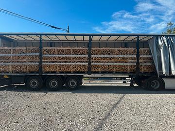 Legna da ardere in bancali