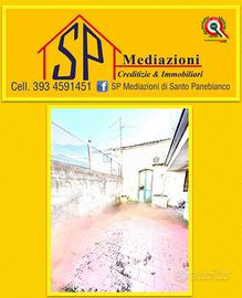 Singola con spazio esterno