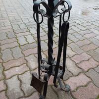 Attrezzi da caminetto
