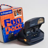 POLAROID 600