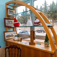 mobile design 900 vintage,   scultura, firmato.