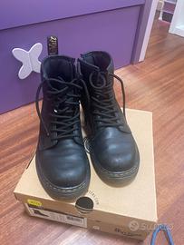 Dottor martens numero 35 hotsell