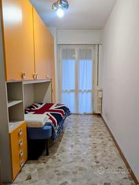 Stanza singola arredata TUTTE LE SPESE INCLUSE