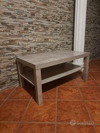 Tavolino basso salotto soggiorno divano grigio