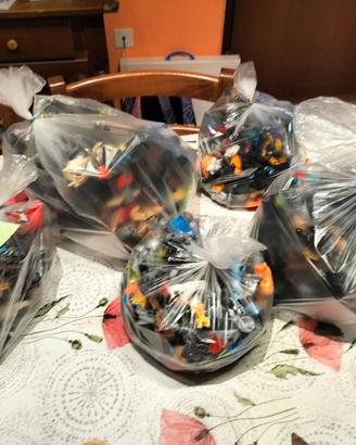 Lego Bionicle  misti.  Sacchetti da Kg