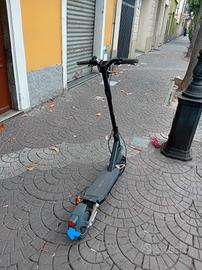 Monopattino Elettrico Navee ST PRO