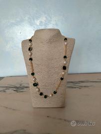 collana con perle e pietre preziose