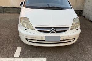 Vcitroen c8