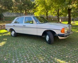 MERCEDES Serie 200-280(W123) - 1979