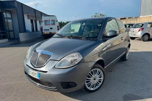 Lancia Ypsilon 1.2 69 CV 5 porte GPL Ecochic Plati