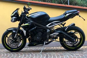 Triumph street triple 765 rs