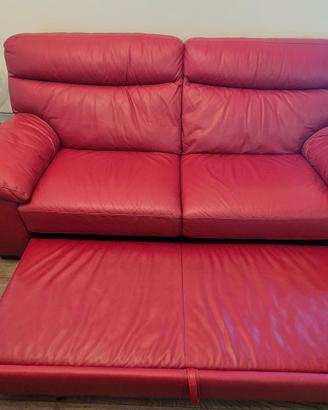 Divano rosso in pelle Poltronesofà