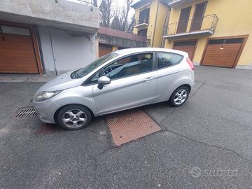 ford fiesta 1.2 benzina ok neopatentati 