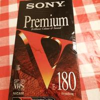 Videocassette VHS Sony Premium E-180.