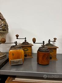 Macinino per caffe antico