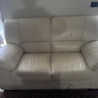DIVANI IN PELLE USATI