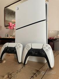 Playstation 5 slim digital, 2 joystick