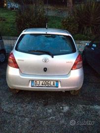 Toyota Yaris 2013  Automatico