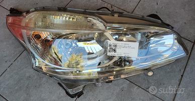 Faro anteriore destro Peugeot 208