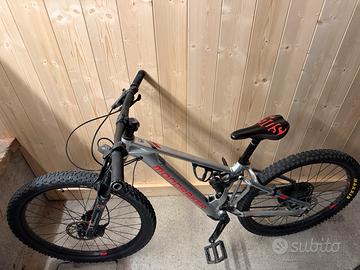 Mondraker F play 26 ebike bambino