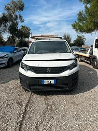 Peugeot Partner BlueHDi 100 S&S PL Furgone sinistr