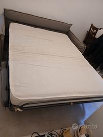 CONFALONE - divano letto perfette condizioni