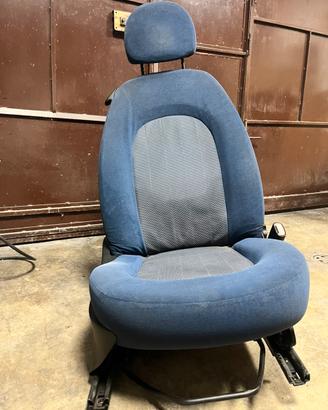 Sedile lato passeggero lancia y prezzo trattabile