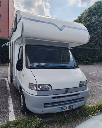 camper Mc Louis 2002