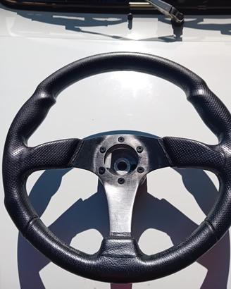 volante compreso di mozzo x fiat  126