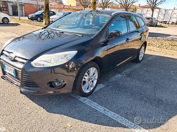 ford focus 16.tdci 115cv 2014 ok neo patentati 