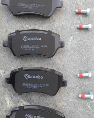 Kit pastiglie freno-marca Brembo- codice P68033