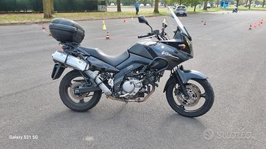 V strom 650 con paramotore