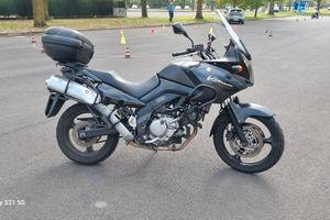 V strom 650 con paramotore