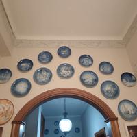 Piatti della Bing & Grøndahl di porcellana