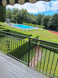 Trilocale in residence fronte piscina