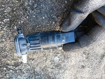 pompa tergicristalli Q2