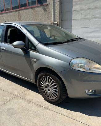 Fiat Grande Punto 1.4 5 porte benz metano neopaten