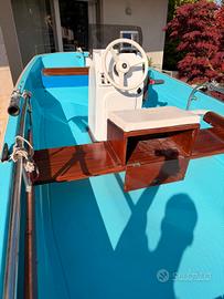 Boston Whaler 13 con motore 4t 25cv pari al nuovo