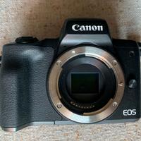 Canon EOS M50 markII + zoom+22mm